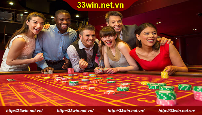33WIN 11 Sự phát triển của công ty 33WIN